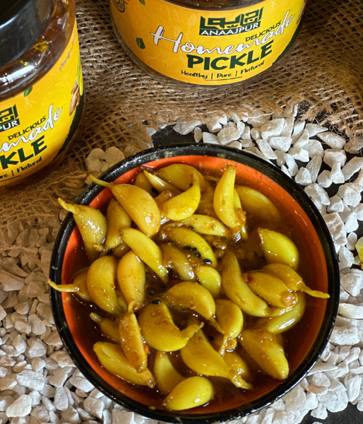 Garlic Pickle (لہسن کا اچار)